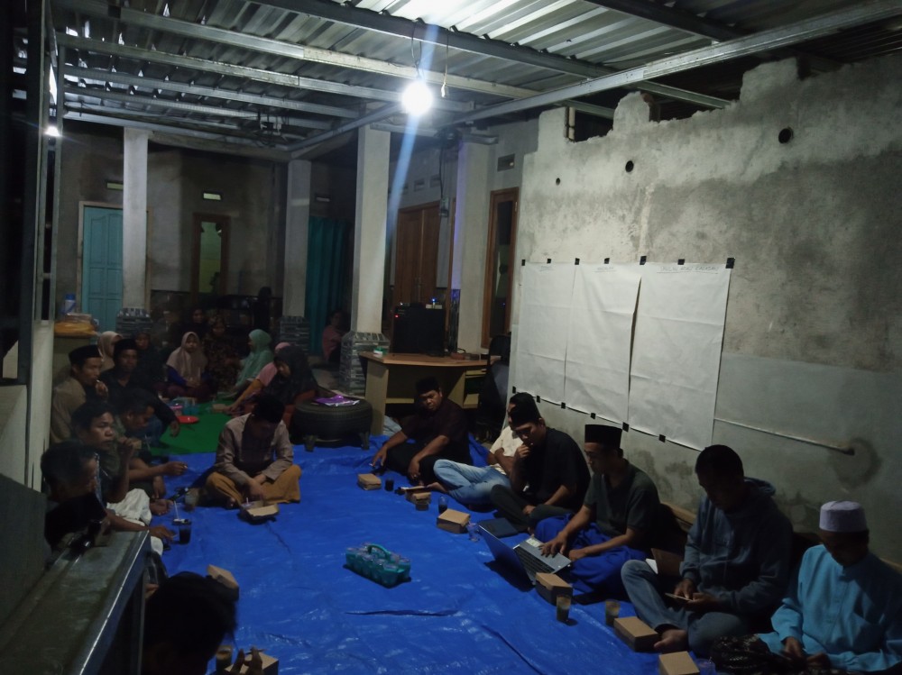 Musyawarah Dusun Hari Ke-2: Bersama Masyarakat Dusun Jeringo Limbungan Membahas Perubahan RPJM Desa